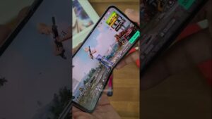PubG Game on a Folding Samsung Phone 🎮 😍